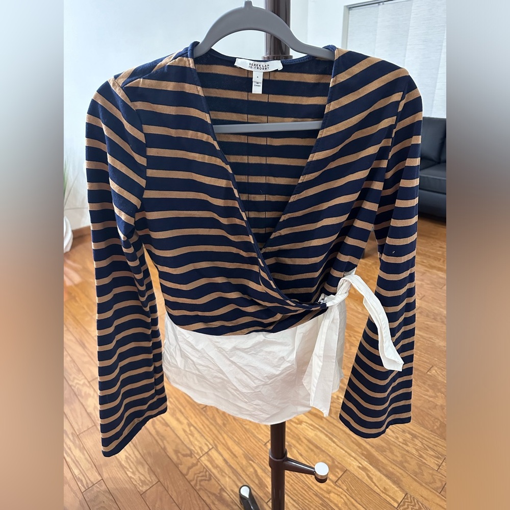 Derek Lam top. Size 4. Used only once.